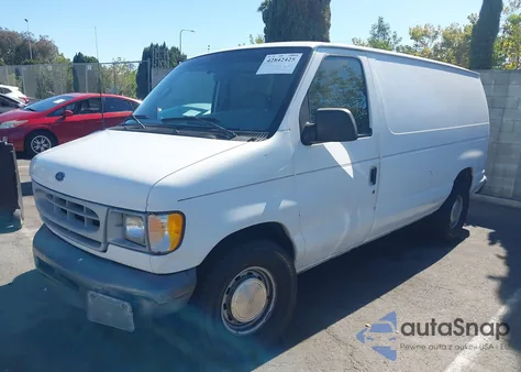 2002 Ford Econoline E150 Van from USA, damaged, VIN 1FTRE142X2HB01061